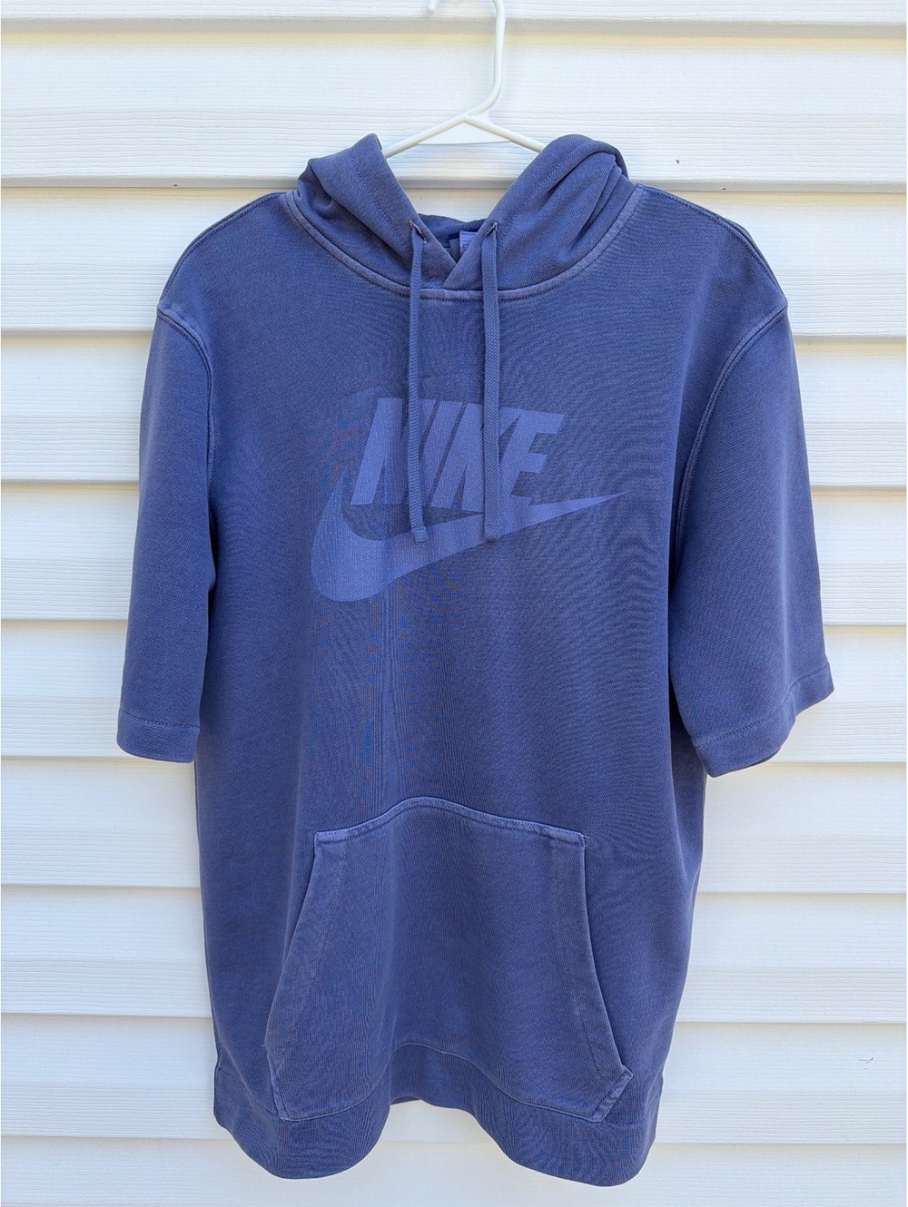 Nike Women's S Purple Short Sleeve Graphic Hoodie Sweatshirt
